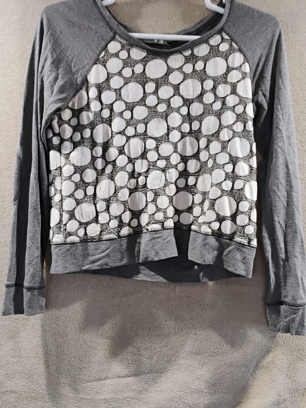 Gibson Gray Long-Sleeve Crewneck Sweater with White Bubble Front